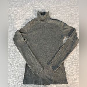Everlane Grey Ribbed Turtle Neck